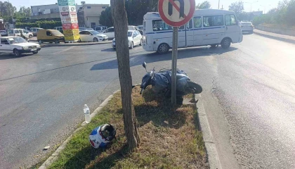 Manavgatta otomobil ile motosiklet çarpıştı: 1 yaralı