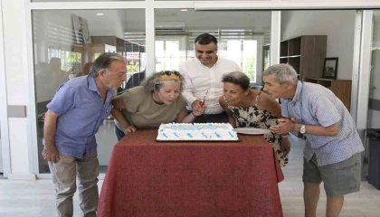 Mersinde Emekliler Günü coşkuyla kutlandı