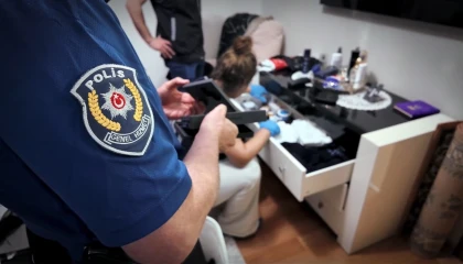 Mersinde FETÖ operasyonu: 58 gözaltı