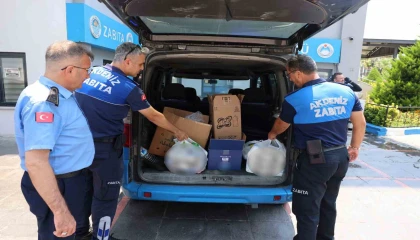Mersinde zincir markette 135 tarihi geçmiş ürün ele geçirildi