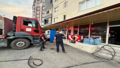 Osmaniyede iş yeri yangını