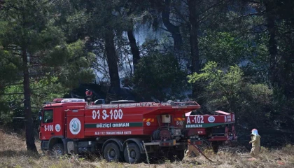 Osmaniyede orman yangını kontrol altına alındı, soğutma çalışmaları sürüyor