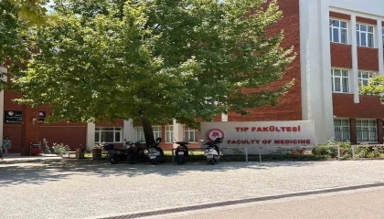 SDÜ Tıp Fakültesinde sorular rüşvet karşılığında sızdırıldığı iddiası sınav iptal ettirdi