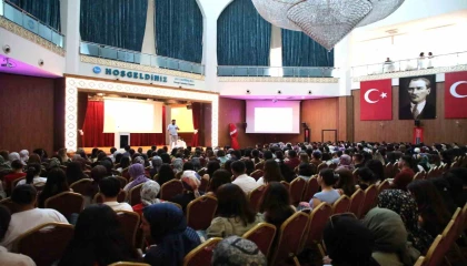 Yüreğir Belediyesinden MEB-AGS ve KPSS adaylarına coğrafya semineri