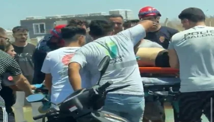 Adanada sulama kanalına düşen kişi hastaneye kaldırıldı
