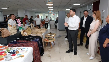 Akdenizde Emekten Sahneye yılsonu sergisi