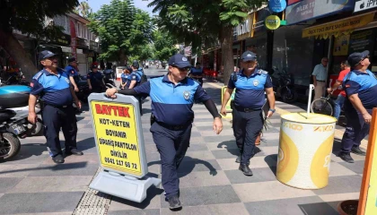 Akdenizde kaldırım işgallerine zabıta denetimi