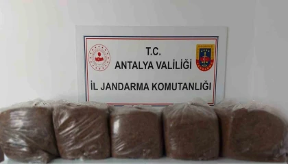 Alanya ve Demrede 285 kilo kaçak tütün ele geçirildi