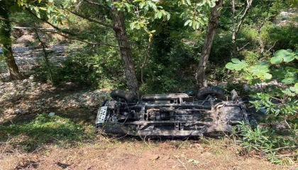 Alanyada safari aracı devrildi: 11 yaralı