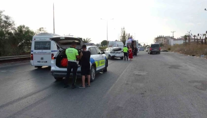 Alkollü sürücünün kullandığı kamyonet otomobile çarptı: 1 yaralı