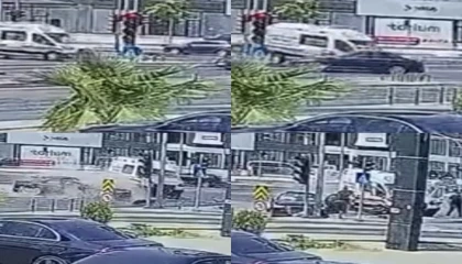 Ambulans ile otomobil çarpıştı: 3ü sağlık çalışanı 5 yaralı