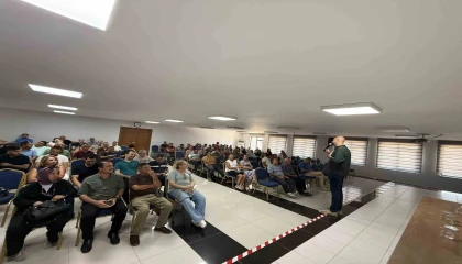 Antakya ve Defnedeki okul idarecilerine kadına yönelik şiddetle mücadele semineri verildi