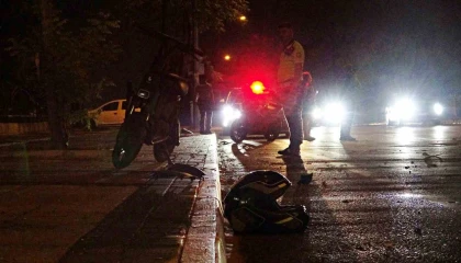 Antalyada feci kaza: Yayaya çarpan motosikletli hayatını kaybetti