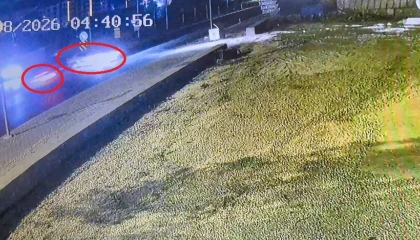 Antalyada iki otomobil çarpıştı: 2 ölü, 3 yaralı