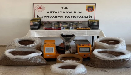 Antalyada kaçak tütün operasyonunda 280 kilo kıyılmış tütün ele geçirildi