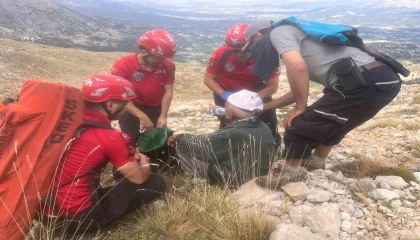 Antalyada kayıp yaşlı adam jandarma ekiplerince bulundu