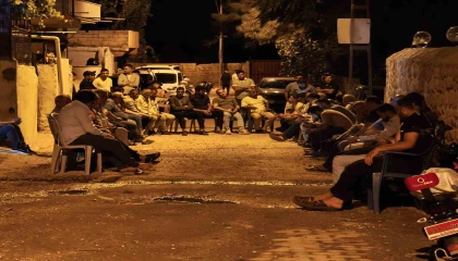 Batan gemide yolculuk yapan ağabey ve kardeşinden haber alınamıyor