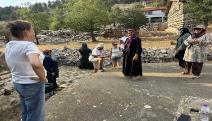 Betonsuz köy turistlerin gözdesi oldu, 8 ayda 100 binden fazla ziyaretçi