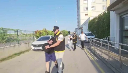 Bıçaklayıp öldürdüler evde oturmaya devam ettiler