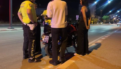 Burdurda motosiklet devrildi, sürücüsü yaralandı