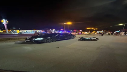 Burdurda otomobil ile motosiklet çarpıştı: 2 yaralı