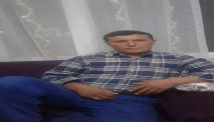 (Düzeltme) Tomrukların altında feci şekilde can verdi