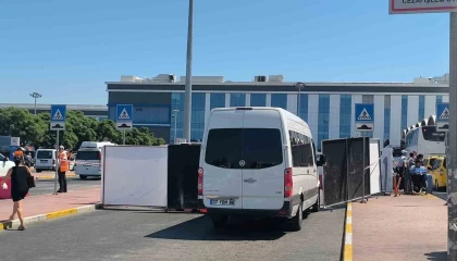 Emekli polis kız arkadaşını tabancayla vurarak öldürdü