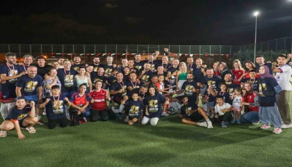 Erhan Aksay turnuvasında kupa sahibini buldu
