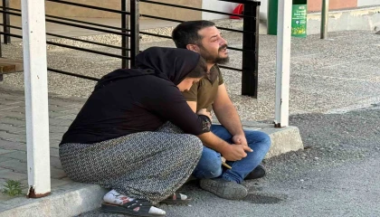 Geri manevra yapan baba, ölümüne sebep olduğu bebeğinin cenazesini gözyaşları arasında teslim aldı