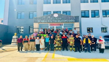 Hatay İl Milli Eğitim Müdürlüğünde yangın eğitimi ve tatbikat düzenlendi