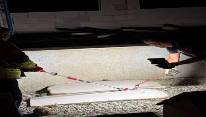 Hatayda eve giren yılanları itfaiye yakaladı