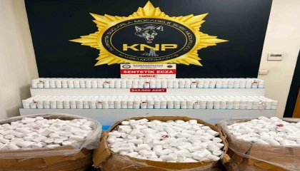 Kahramanmaraşta 243 bin sentetik ecza ele geçirildi