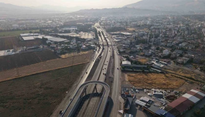 Kahramanmaraşta sanayi kavşağında ana güzergah ulaşıma açıldı