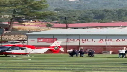 Kalp krizi geçiren vatandaş helikopter ambulansla hastaneye kaldırıldı