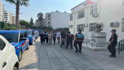 Mersinde fuhuş operasyonu: 5 tutuklama