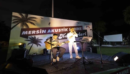 Mersinde yaz akşamları akustik konserlerle renkleniyor