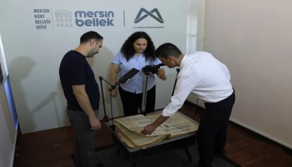 Mersinin yarım asırlık yerel basın arşivi dijitale aktarılıyor
