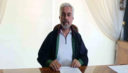 Öğretmen Ayla Karanın ailesinden, okula saldıran öğrencinin ailesine 5 milyon 100 bin liralık tazminat davası