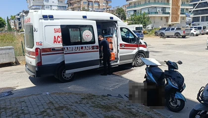 Otomobil ile motosiklet çarpıştı: 1 yaralı