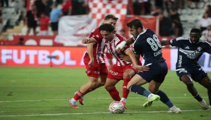 Trendyol 1. Lig: Antalyaspor: 1 - Sarıyer: 2