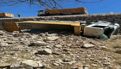 Yol yapımı çalışmasında trafik kazası: 1 ölü
