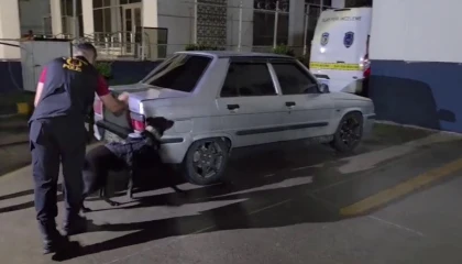 200 bin TLlik otomobille 2 buçuk milyon TLlik kokain kaçırırlarken yakalandılar