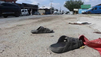 Adanada feci kaza: 11 yaşındaki çocuk ağır yaralandı