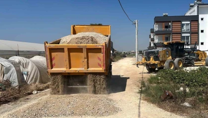 Akdenizde yollar yenileniyor, ulaşım güvenliği artırılıyor