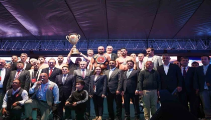 Antalya Büyükşehir Belediyesi, İstanbuldan 12 madalya ile döndü