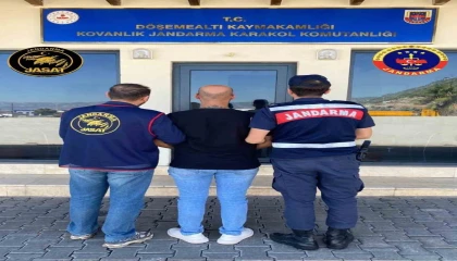 Antalyada JASATtan aranan şahıslara operasyon düzenlendi