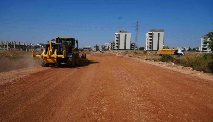 Baraj Mahallesinde yol çalışmaları hız kesmiyor