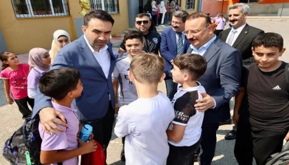 Başkan Aldemir, öğrencilerin heyecanına ortak oldu