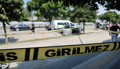 Boşanma davasından çıkan aileler birbirine girdi: 1 ölü, 5 yaralı