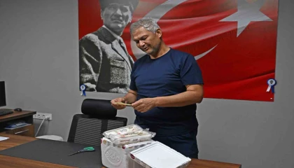 Depremde annesinin cenaze naklini yapan ekiplere 3,5 yıl sonra duygulandıran teşekkür
